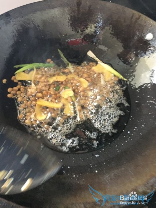 怎样做出好吃的豆鼓火锅?