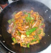 铁板飘香豆腐的做法