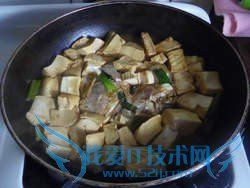 你知道如何做鱼烧豆腐吗?