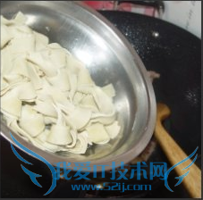 巧花心思让孩子爱上豆腐皮——彩椒炒豆腐皮结