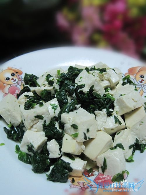 夏日降压菜——芹菜叶拌豆腐