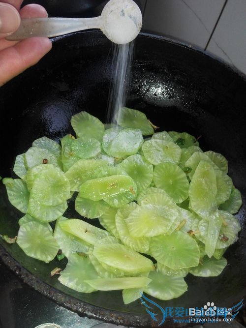 素炒蒜香青笋片