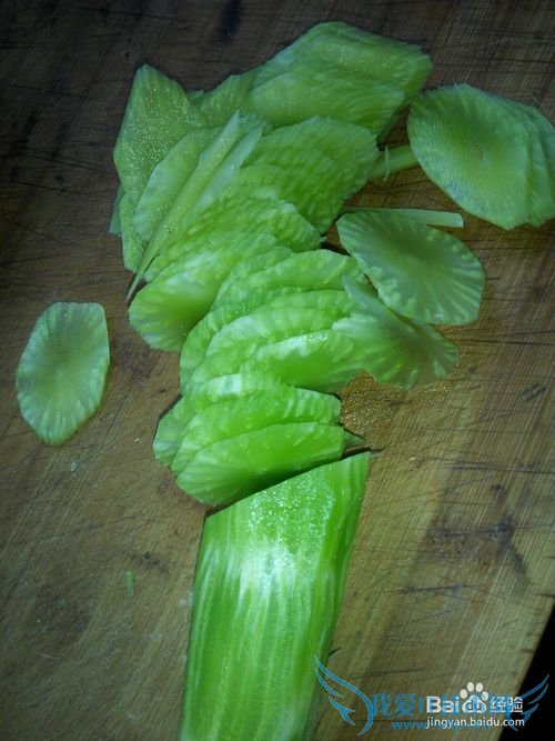 素炒蒜香青笋片