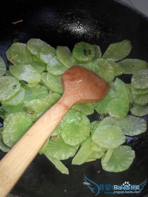 素炒蒜香青笋片