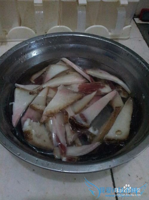 腊肉豆丝的做法