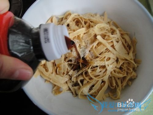 如何凉拌豆腐丝?