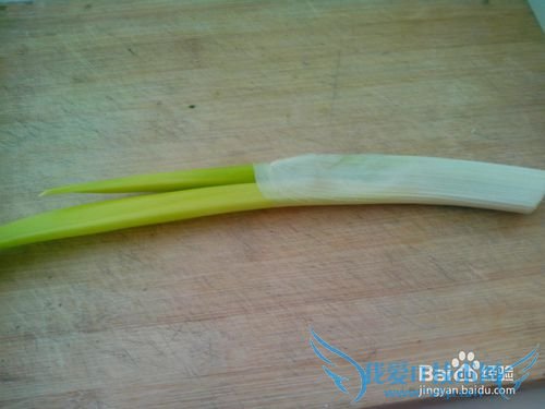 苔菜的营养价值——苔菜豆腐泡的做法