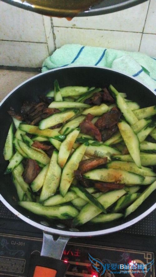 易做家常小菜青瓜叉烧肉