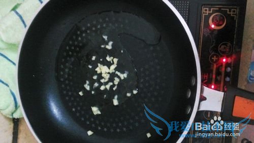 易做家常小菜青瓜叉烧肉