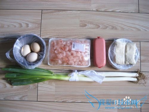 缓解头痛的药膳——炸葱管豆腐