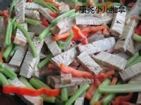 小儿补钙毛芹-炒五香豆腐