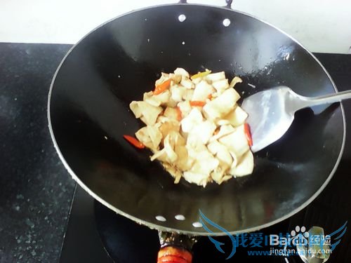 煎炒白豆腐的炒法