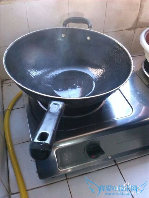 怎样制作美味的腊肉炖豆腐火锅?