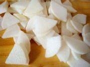 木耳烧豆腐的做法