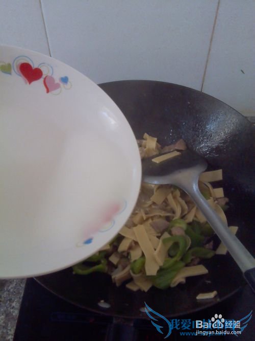 肉炒干豆腐辣椒