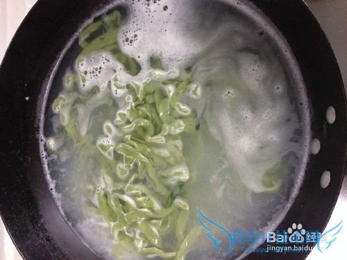 家常味--菠菜面