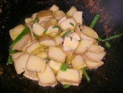 韭菜炒豆腐干的做法