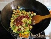 怎样做宫爆豆腐丁