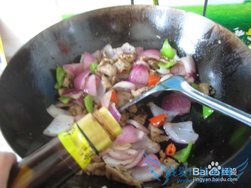 洋葱孜然炒肉