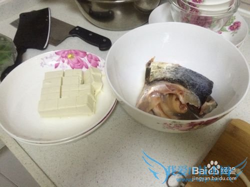 自制鱼头豆腐汤