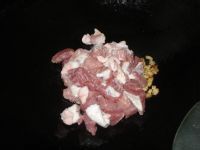 豆腐烧猪肉的做法