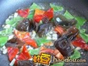 怎样做赣版的家常豆腐