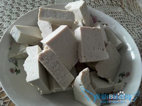 如何做红烧辣子豆腐(过年红烧辣子豆腐怎样加工