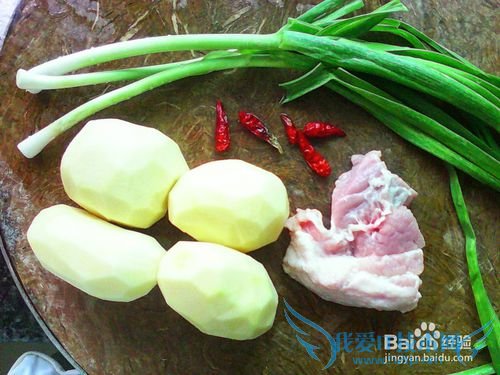 蒜香干椒土豆块