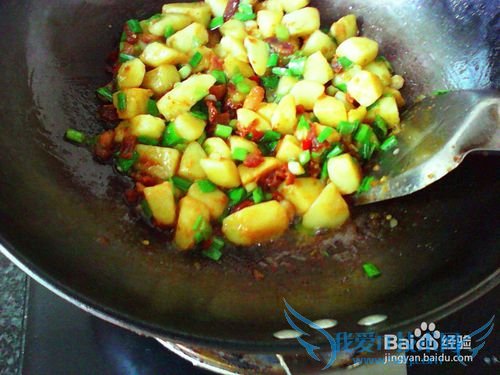 蒜香干椒土豆块