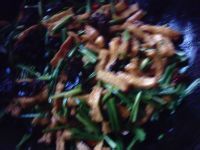 木耳辣炒千叶豆腐的做法