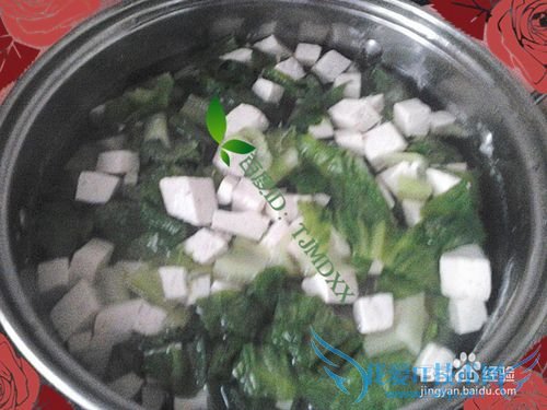 怎么做豆腐生菜葱花解腻汤