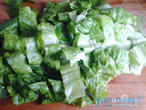 怎么做豆腐生菜葱花解腻汤