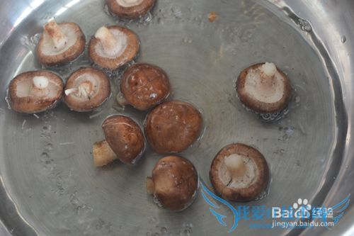 蛤仔香菇烧豆腐的做法