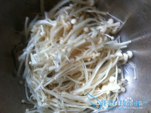 夏季养生菜——金针菇炖冻豆腐