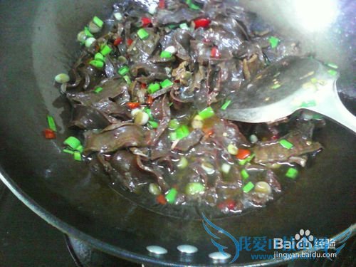 葱香橡子开胃菜