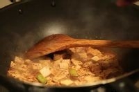 豆腐做法-香辣酱汁烩豆腐