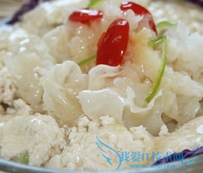 怎样做促进宝宝骨骼发育的银耳豆腐