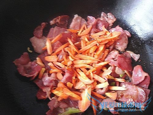 青蒜炒培根——舌尖上的家常味道