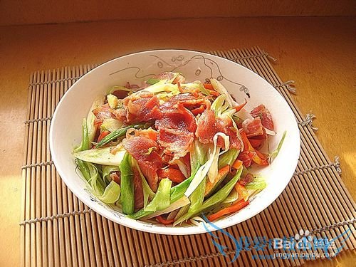 青蒜炒培根——舌尖上的家常味道