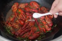 麻香辣小龙虾