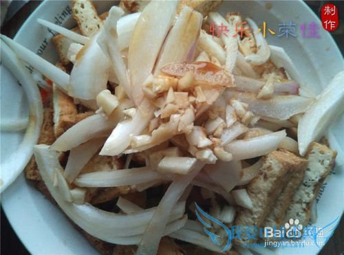 凉拌洋葱豆腐条