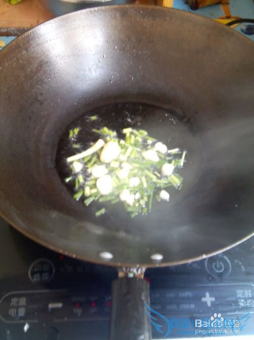 过油豆腐炒辣椒