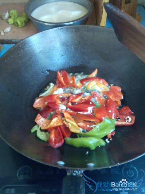 过油豆腐炒辣椒