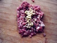 教大家香煎豆腐肉饼的做法