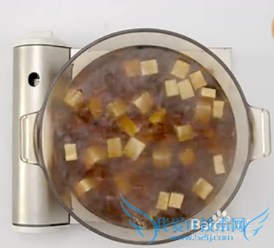 宇宙名菜-麻婆豆腐