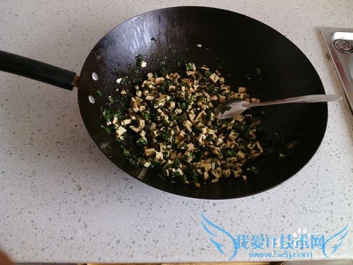 豆腐地皮菜包子
