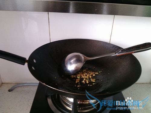 豆腐地皮菜包子