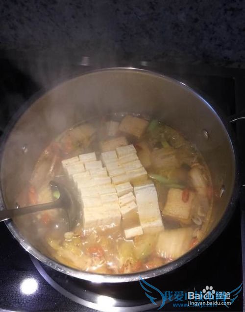教你如何做白菜豆腐汤。