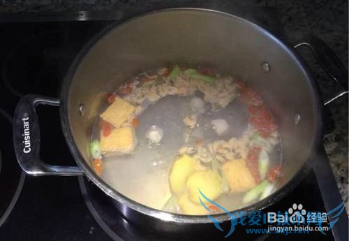 教你如何做白菜豆腐汤。