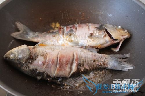 鲫鱼豆腐汤详细做法